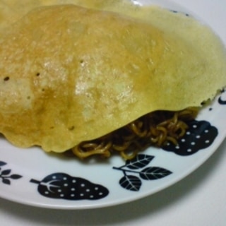 パンケーキミックスで包む焼きそば